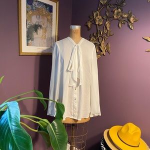 White tie-front top w/ gold buttons